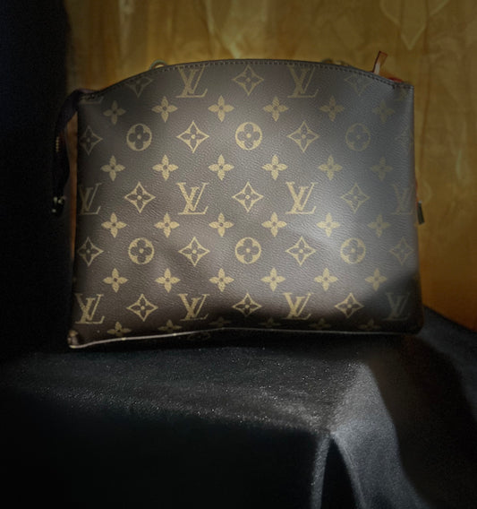 Louis Vuitton Monogram Canvas Montaigne