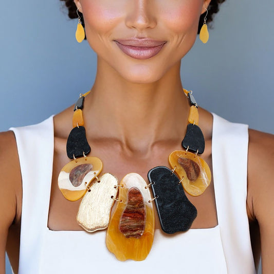 Bib Marbled Mustard Link Necklace for Women