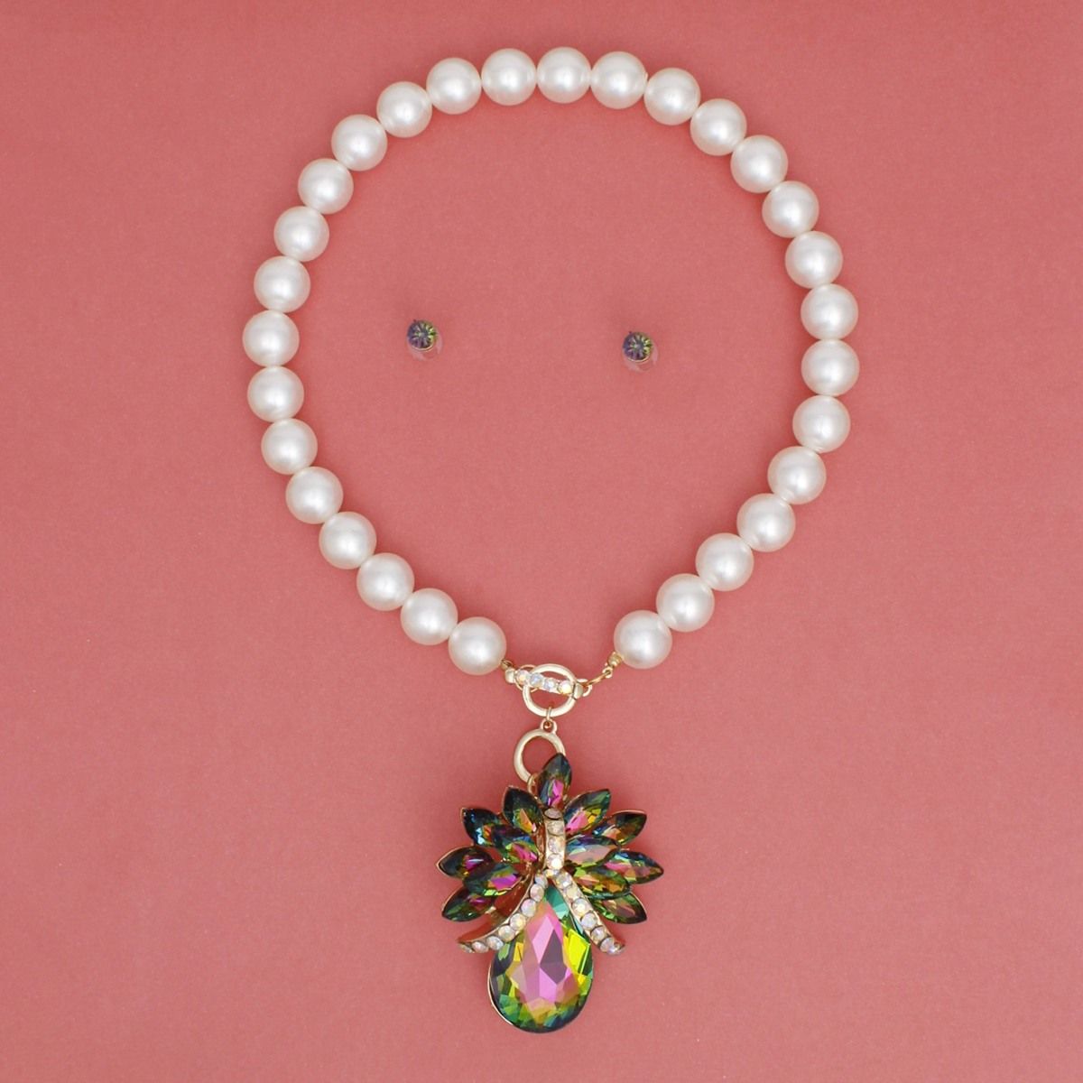 Toggle Pearl and Pink Green Glass Pendant Necklace