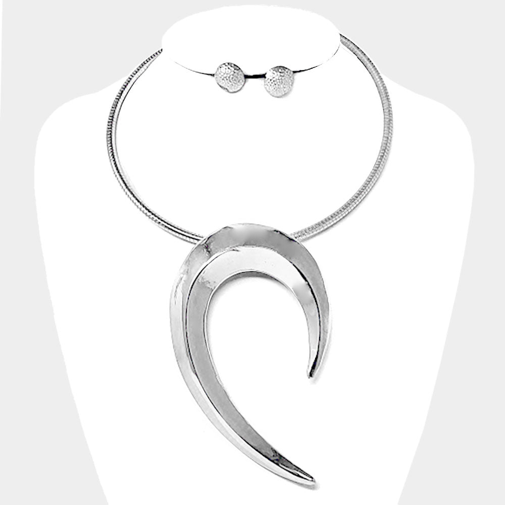 ABSTRACT METAL NECKLACE