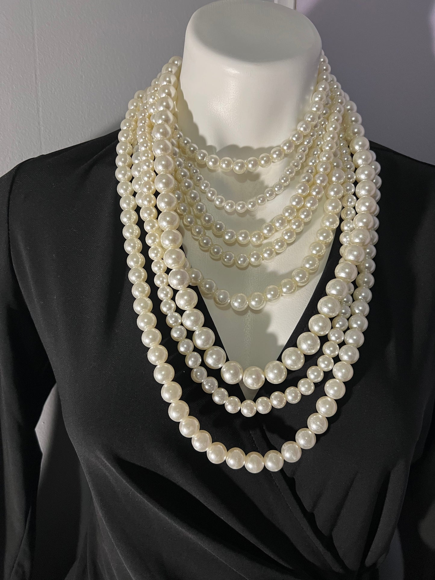Smokin Pearl Necklace set