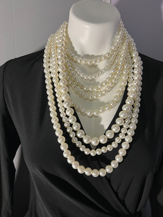 Smokin Pearl Necklace set