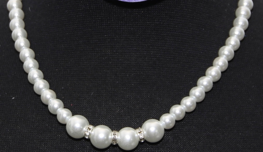 Pearls N Stones set