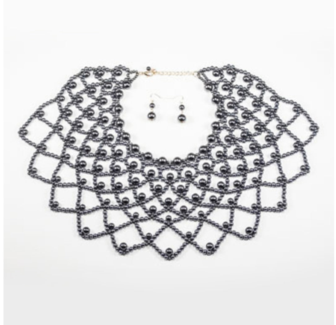 Pearl and Harmony Collar set