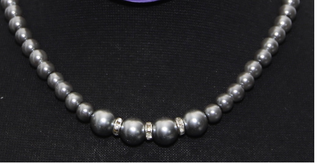 Pearls N Stones set
