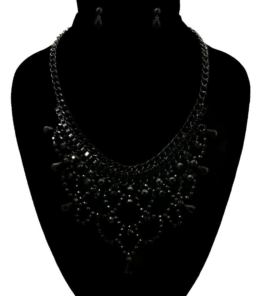 Stone Short Necklace Set