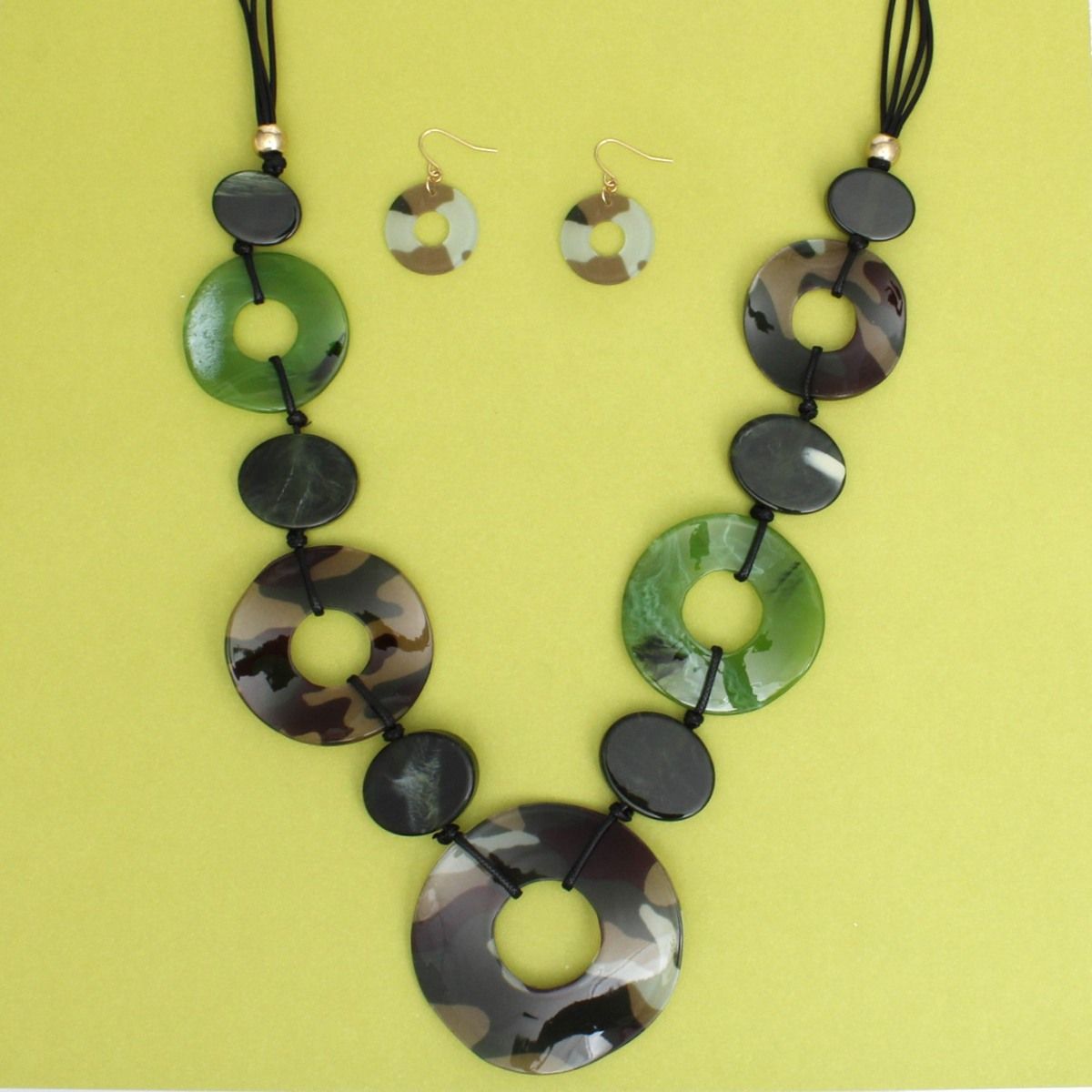 Long Linked Camouflage Rings Black Cord Necklace