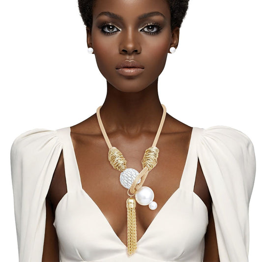 Toggle Pearl and Aurbo Tassel Gold Chain Necklace