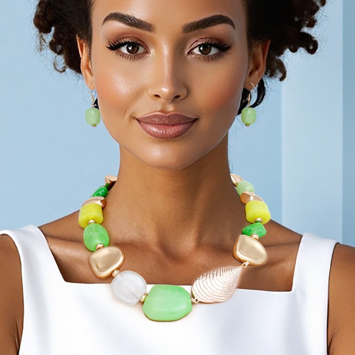 Beaded Green and Gold Beachy Shell Link Necklace
