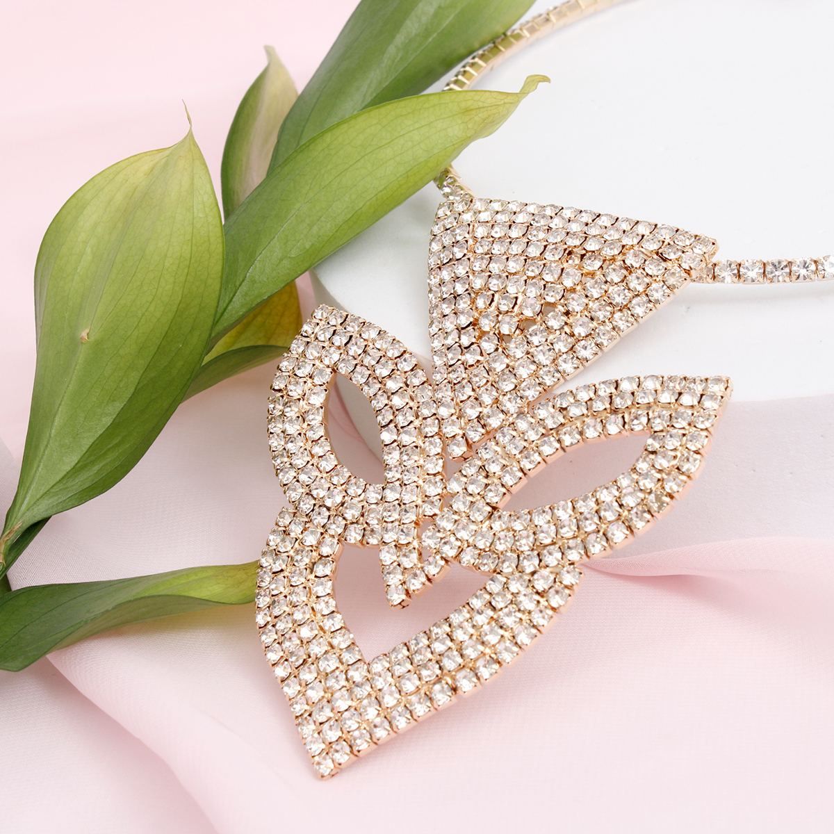 Choker Gold Brilliant Art Deco Pave Pendant Set