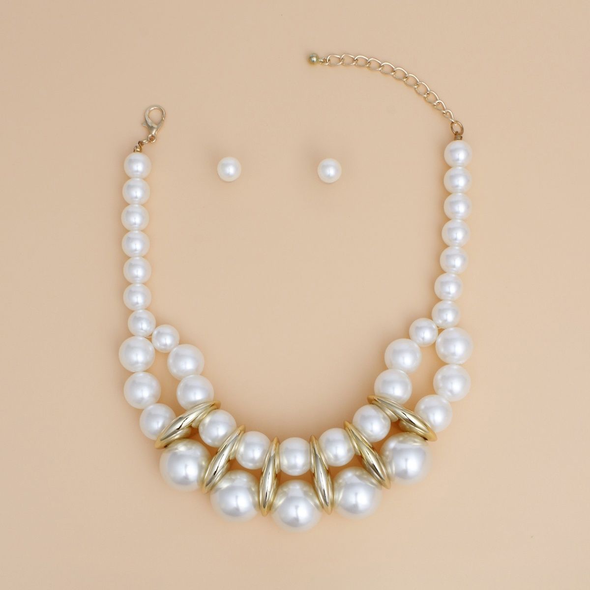 Collar Cream Pearl Vintage Graduated Stack Choker