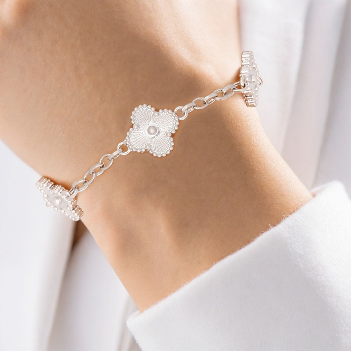 Bracelet Silver Quatrefoil Guilloche 5 Motif Chain