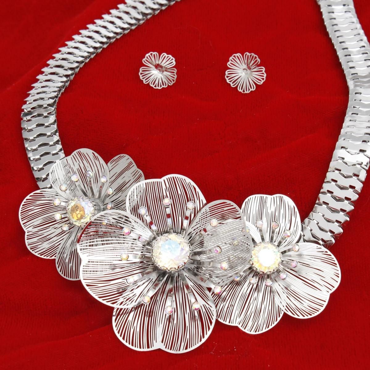 Collar Silver Flex Chain Blooming Floral Necklace