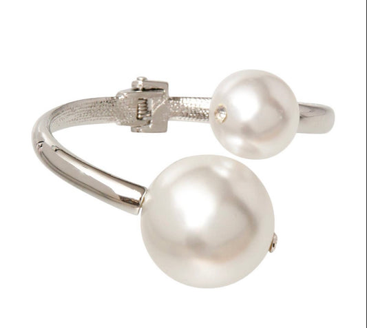 Pearl Hinged Bracelet